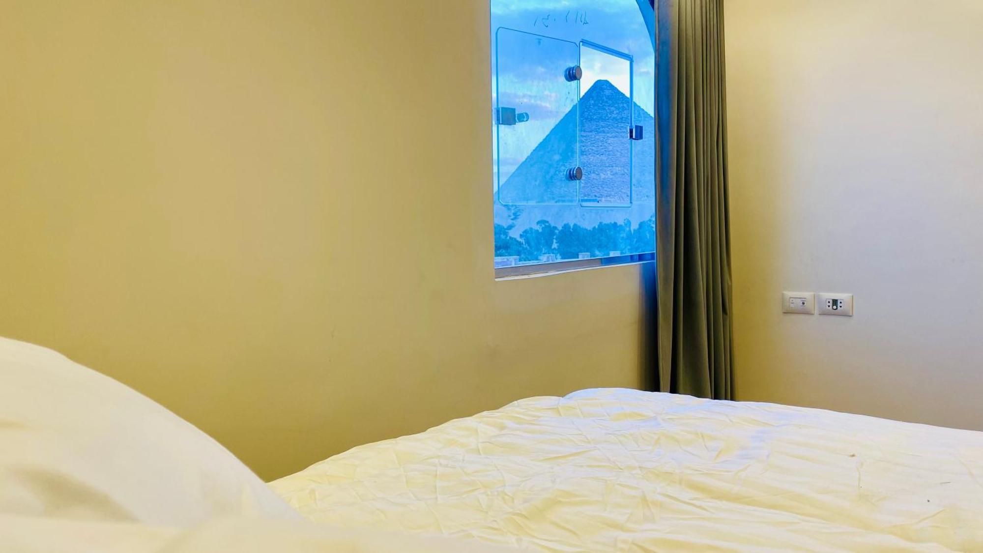 ホテル Oh Pyramids View Kafret el-Gabal エクステリア 写真