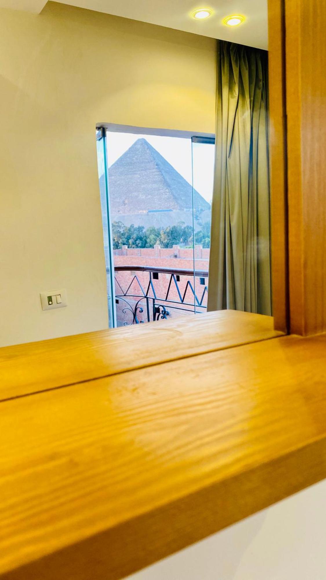 ホテル Oh Pyramids View Kafret el-Gabal エクステリア 写真